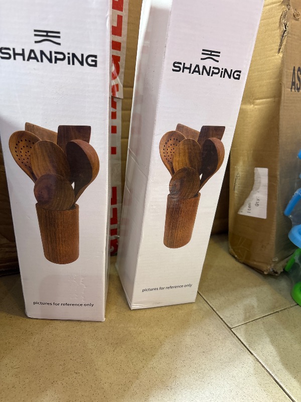 Sharping wooden set spoon