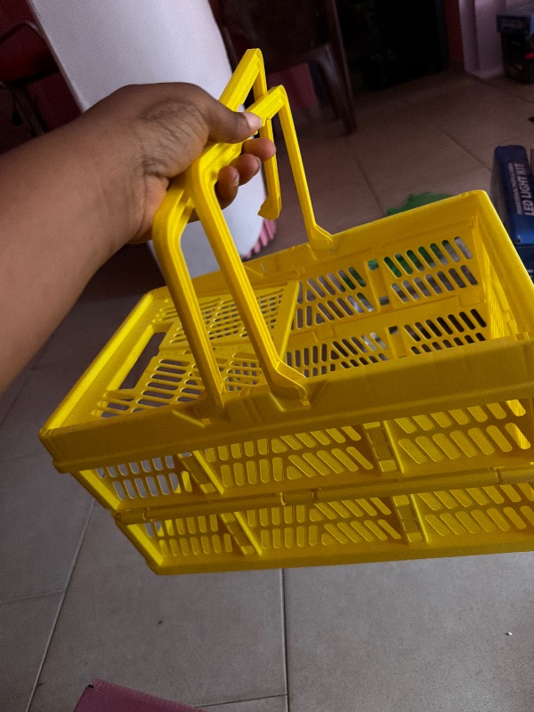 Foldable basket